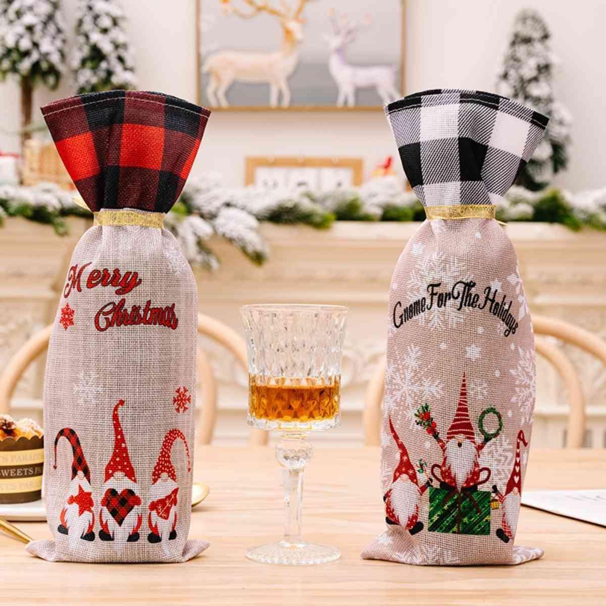 2-Piece Christmas Plaid Wine Bottle Covers CHILLSTAR