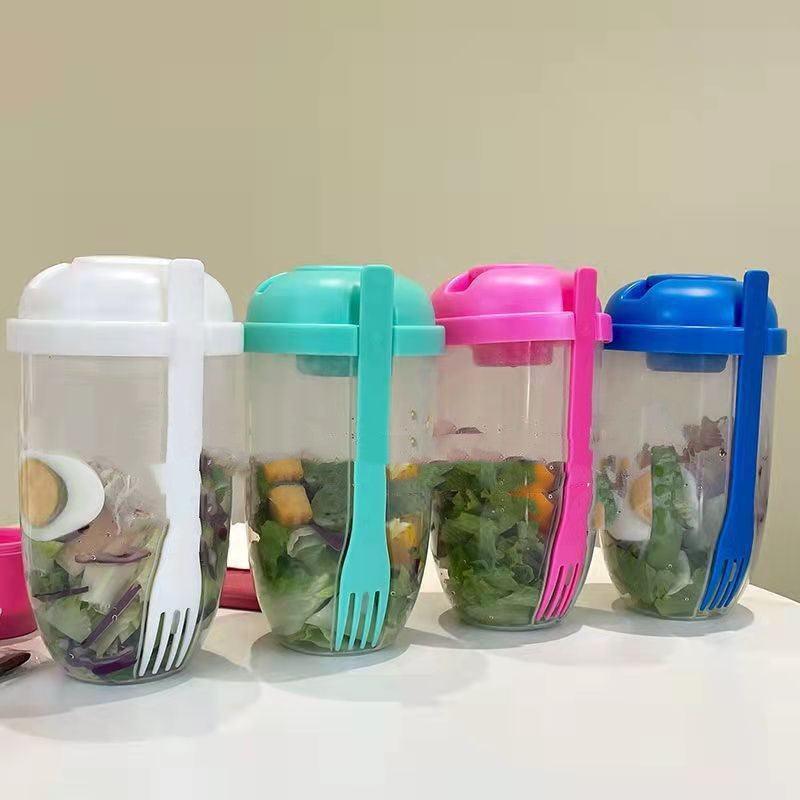 On-the-Go Freshness: Portable Salad Cup with Fork and Cover CHILLSTAR